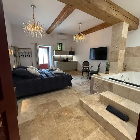 Luxe Balneo Ginestas