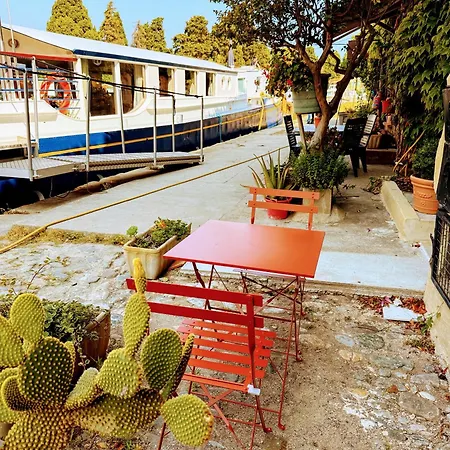 Gasthuis Luxe Balneo 3*