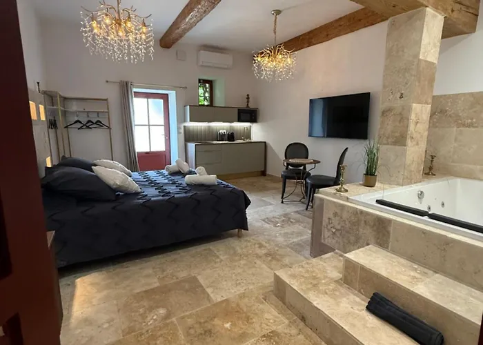 Luxe Balneo Ginestas